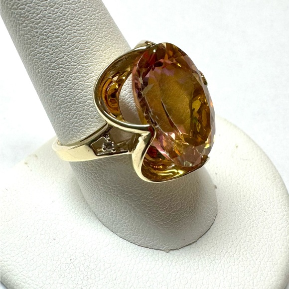 10k Yellow Gold 15ct Sunrise Topaz And .02ct Diamond Ring - Picture 2 of 7